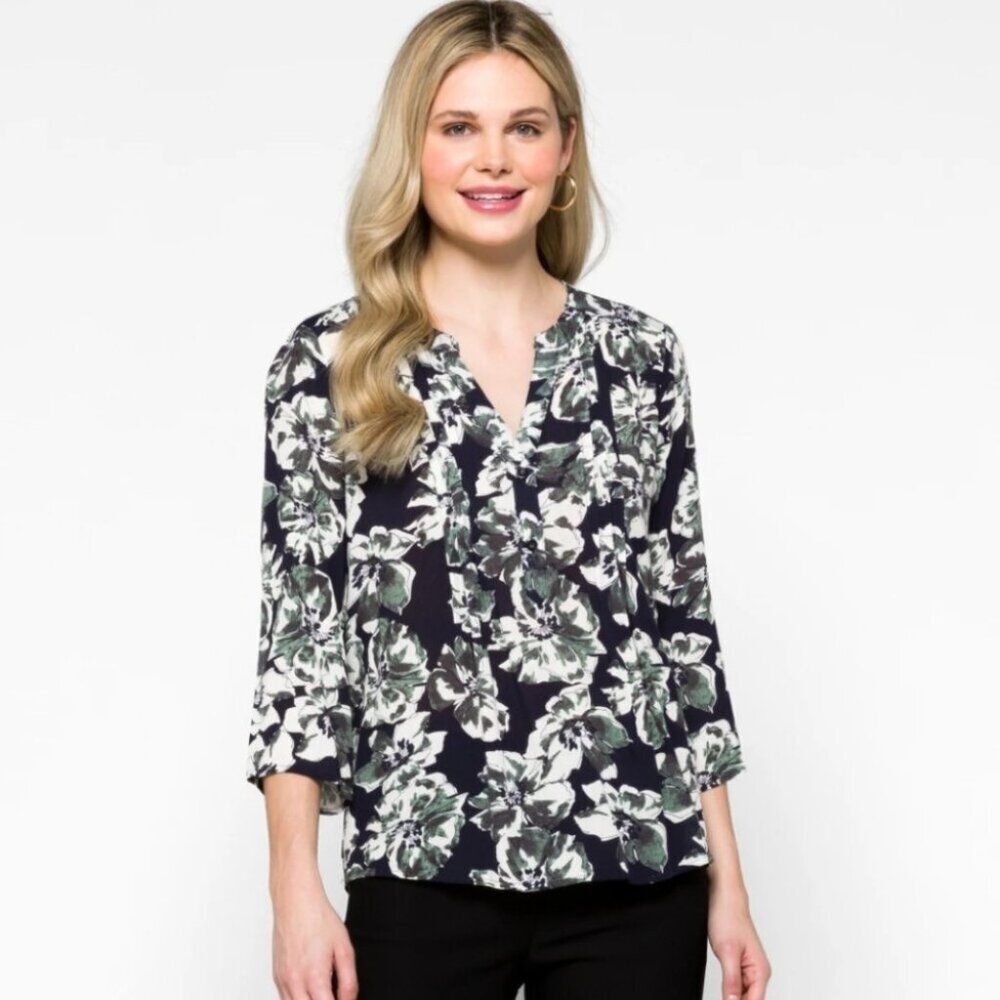 Split V Neck Rayon 3/4 Sleeve Blouse Blue Floral Stitch Fix Exclusive Size Small